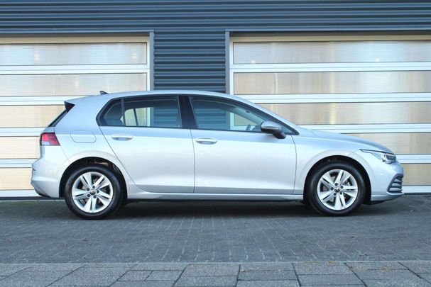 Volkswagen Golf 1.0 TSI Life 81 kW image number 2