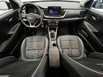 Car image 13