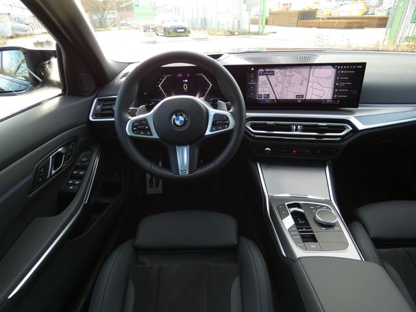 BMW 340i xDrive Touring 275 kW image number 20