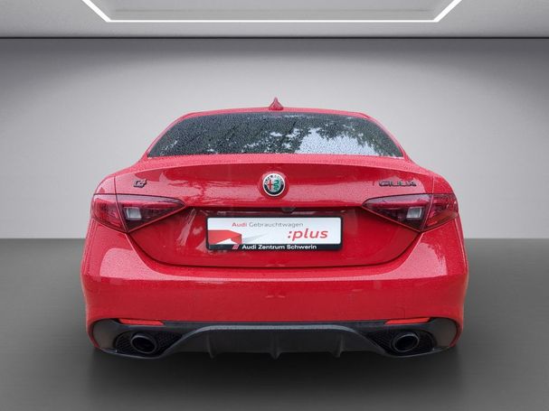 Alfa Romeo Giulia 2.0 Turbo 16V Veloce 206 kW image number 3