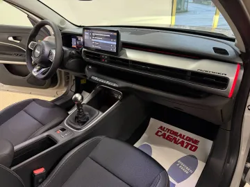 Car image 23
