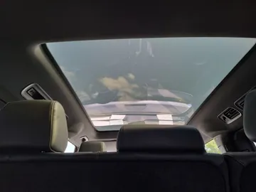 Car image 40