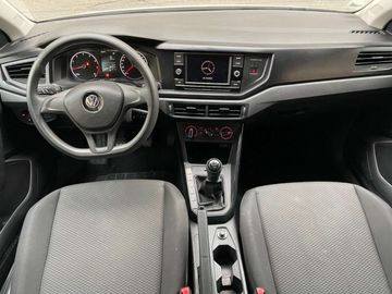 Car image 21