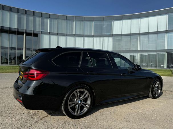 BMW 320i Touring 135 kW image number 2