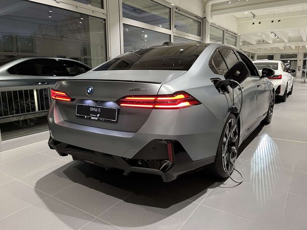 BMW i5 eDrive40 M Sport 250 kW image number 2