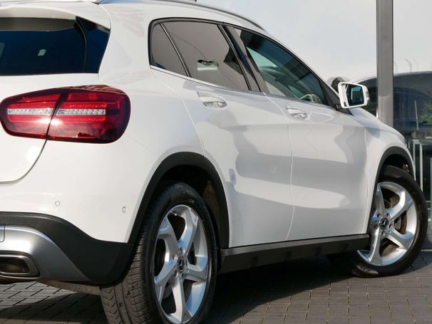 Mercedes-Benz GLA 180 90 kW image number 14