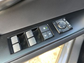 Car image 31