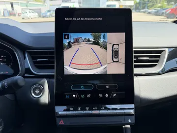 Car image 30