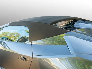 Car image 26