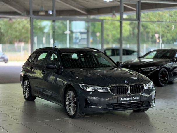 BMW 320d Touring 140 kW image number 2