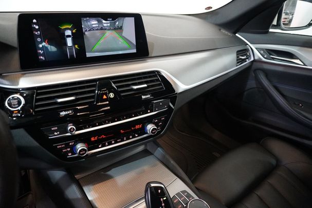 BMW 520d Touring 140 kW image number 7