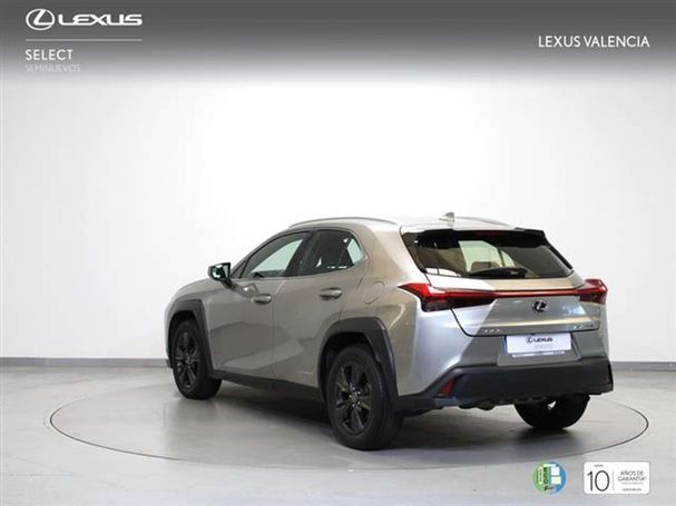 Lexus UX 250h 135 kW image number 10