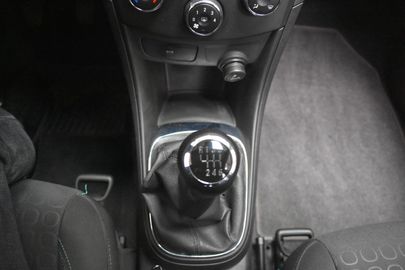 Car image 23