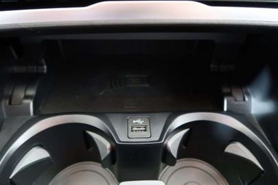 Car image 36