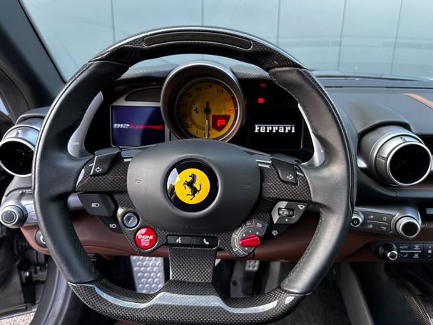 Ferrari 812 Superfast 588 kW image number 15