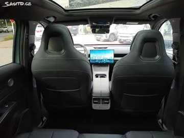 Car image 35
