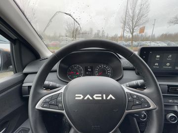 Car image 26