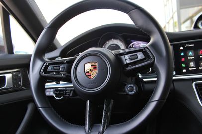 Car image 37