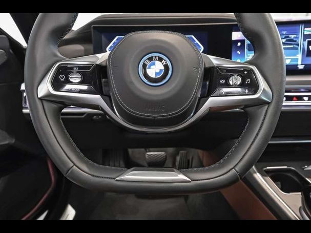 BMW i7 xDrive60 400 kW image number 8