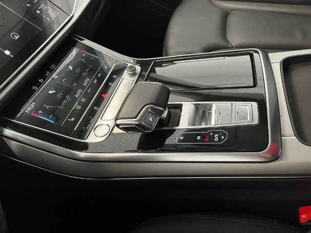 Audi Q8 50 TDI quattro 210 kW image number 11