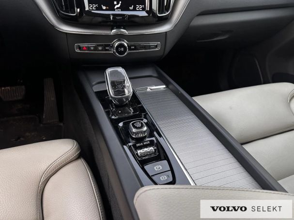 Volvo XC60 AWD 145 kW image number 14