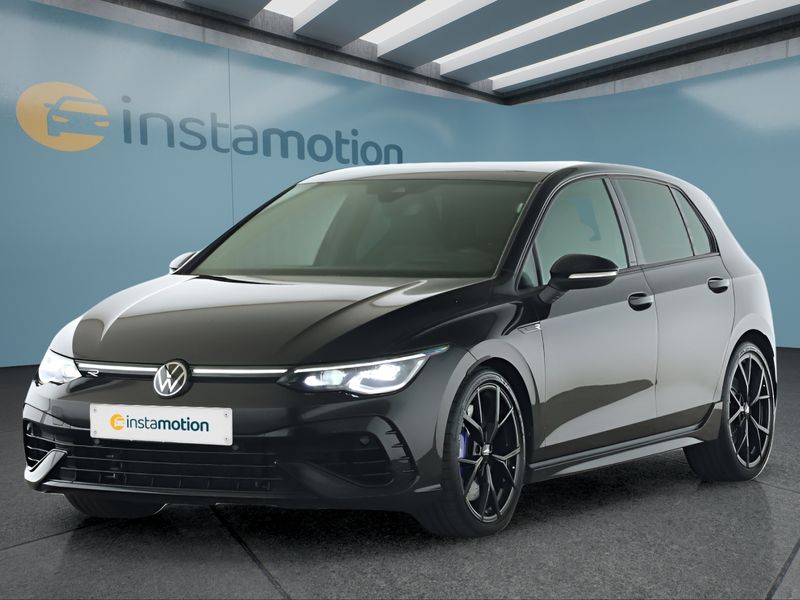 Volkswagen Golf 8 2.0