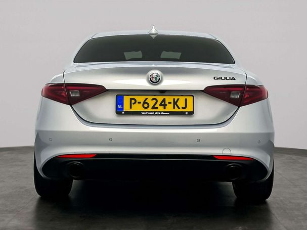 Alfa Romeo Giulia 2.0 148 kW image number 6