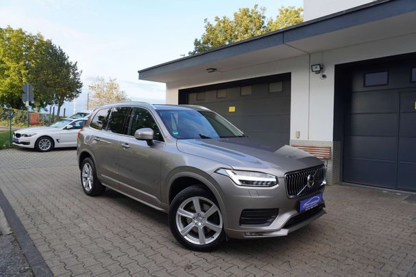 Volvo XC90 B5 AWD Momentum 173 kW image number 2