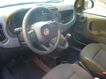 Car image 12