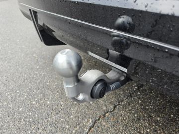 Car image 33