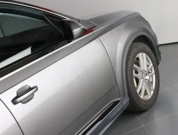 Car image 34