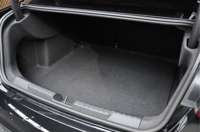 Car image 33