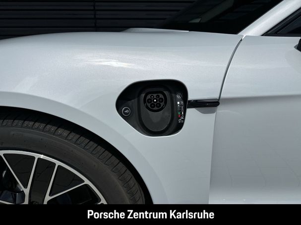 Porsche Taycan 320 kW image number 16