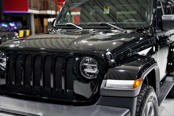 Jeep Wrangler 200 kW image number 4