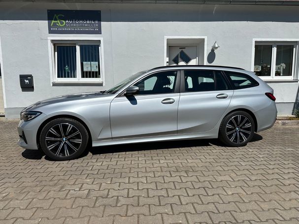 BMW 320d Touring xDrive 140 kW image number 5