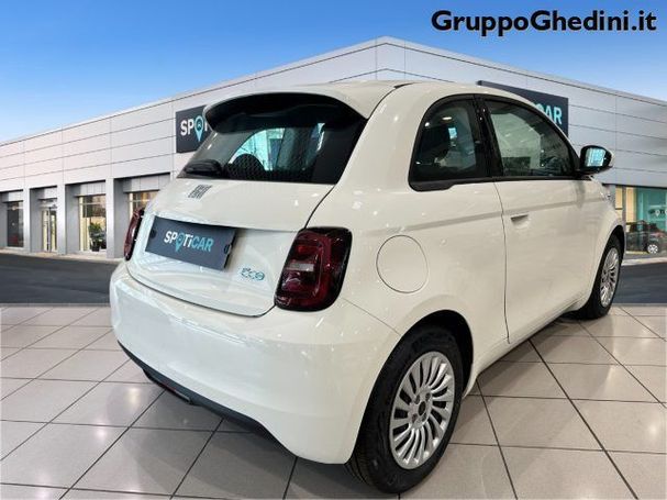 Fiat 500 e Action 70 kW image number 2