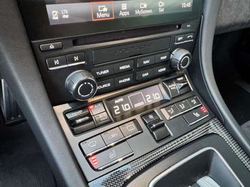 Car image 36