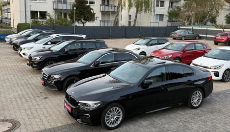 Car image 23