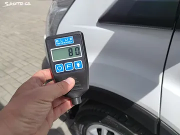 Car image 40
