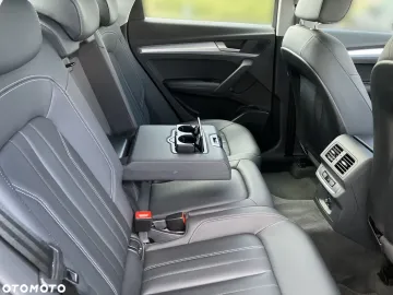 Car image 38