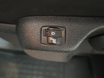 Car image 42