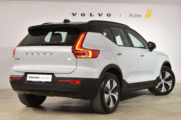 Volvo XC40 Recharge R T4 Design Expression 155 kW image number 3