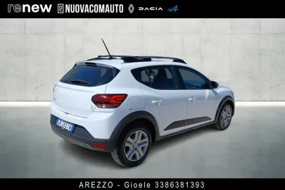 Car image 2