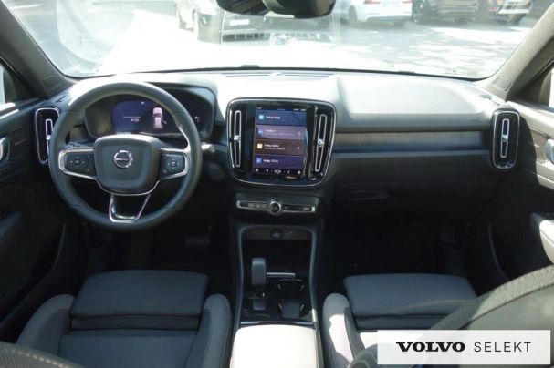 Volvo XC40 AWD 300 kW image number 13