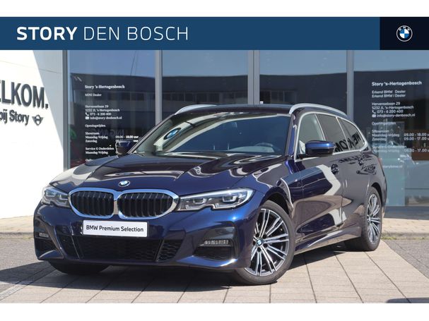 BMW 320i Touring 135 kW image number 2