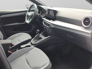 Car image 21
