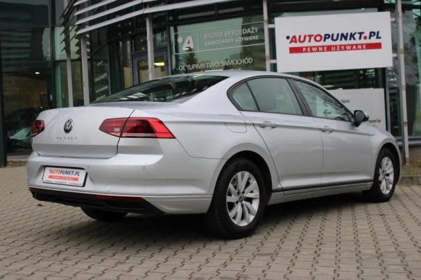 Volkswagen Passat 110 kW image number 5