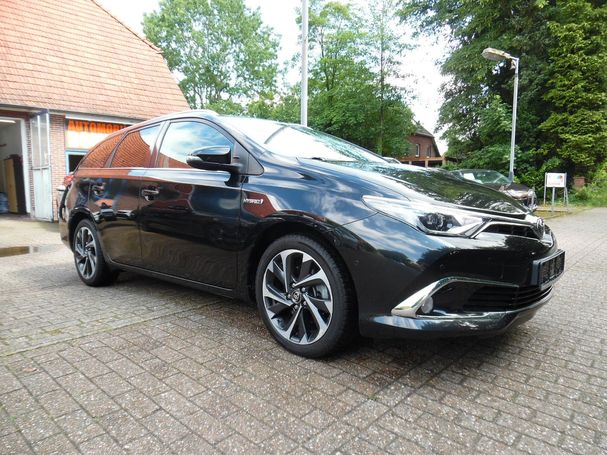 Toyota Auris Touring Sports 1.8 Hybrid Executive 100 kW image number 2