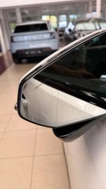 Car image 49