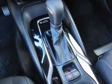 Car image 10